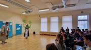 Teater Ilmarine Ahtme Koolis.